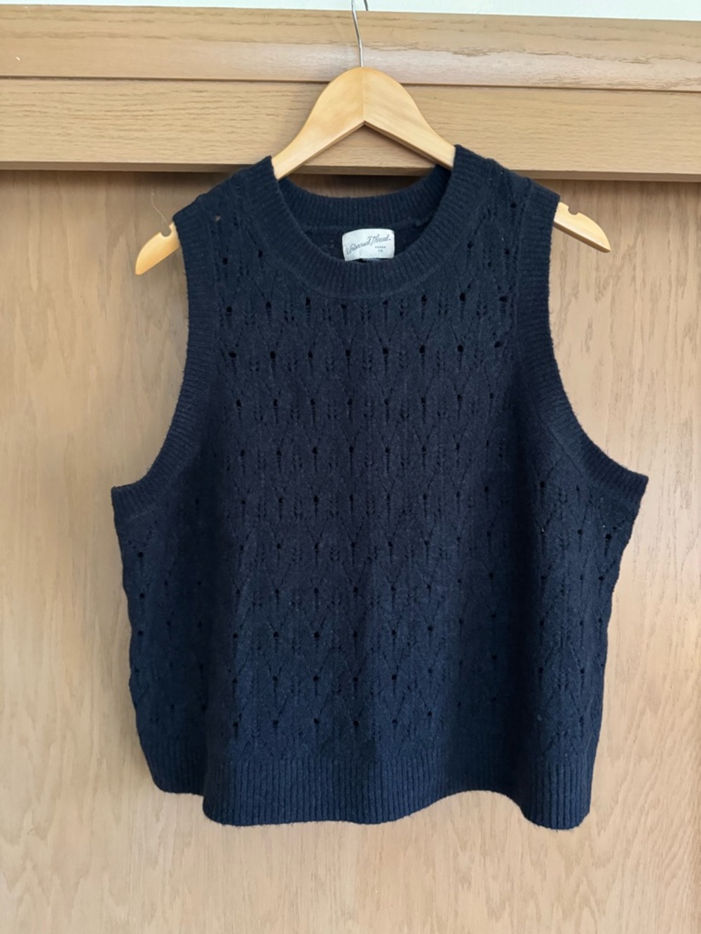 NWOT Universal Thread Navy Knit Sleeveless Sweater Vest